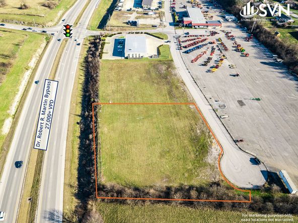 229 Automotive Drive, Richmond, KY 40475